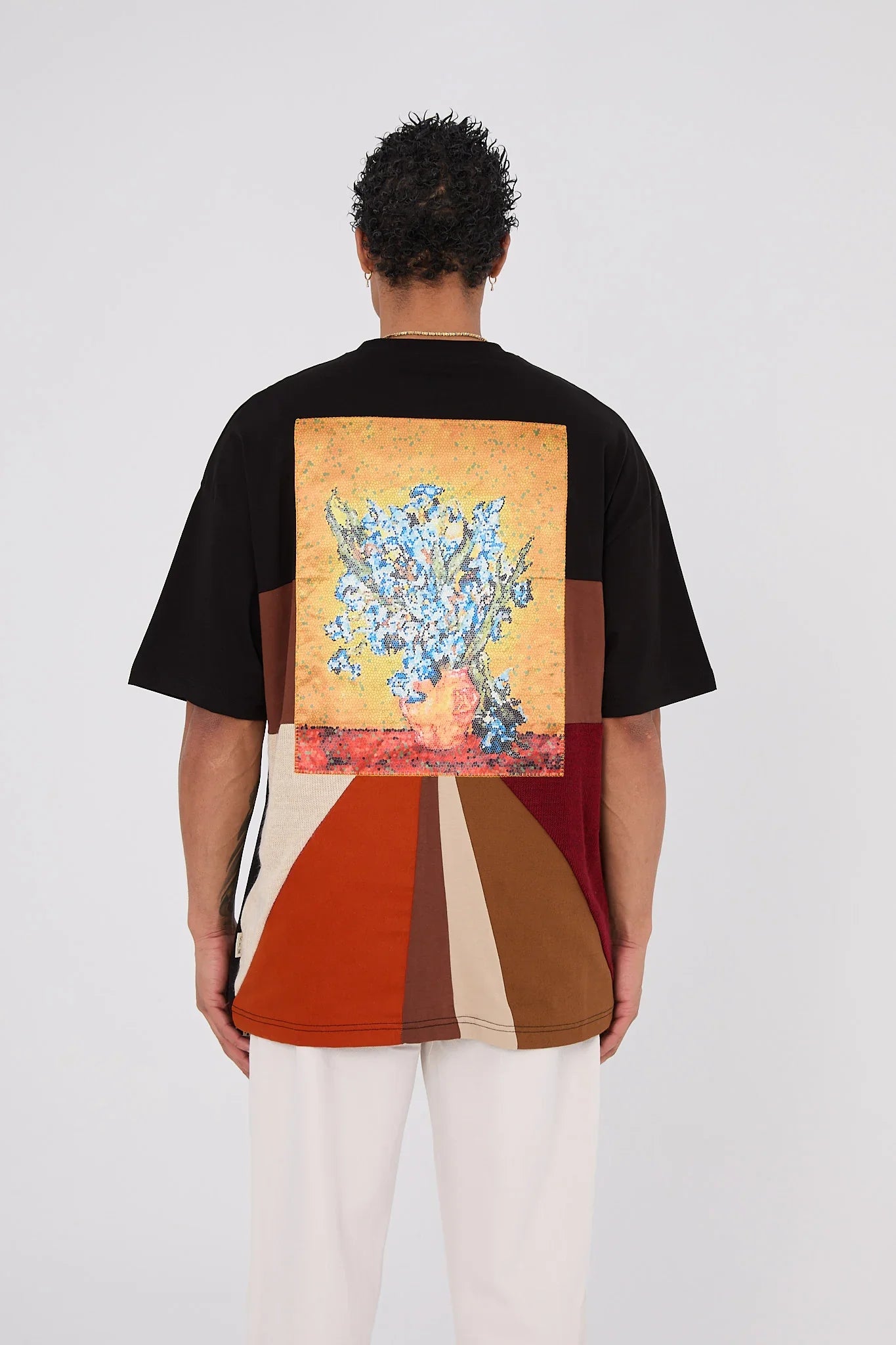 تي شيرت THE SOURCE مقاس كبير للجنسين - بيج