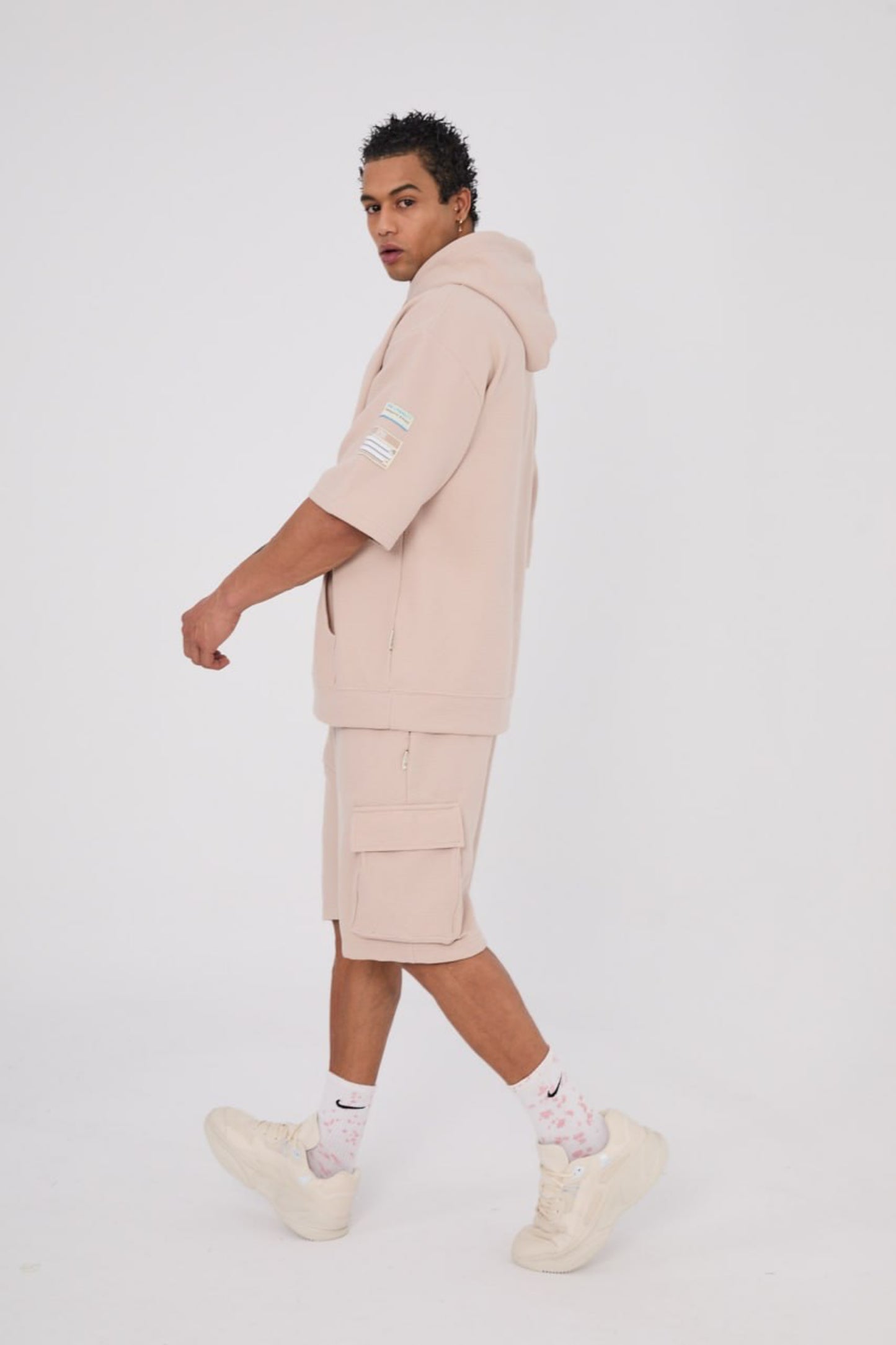 KNIT SET OF TSHIRT AND SHORT