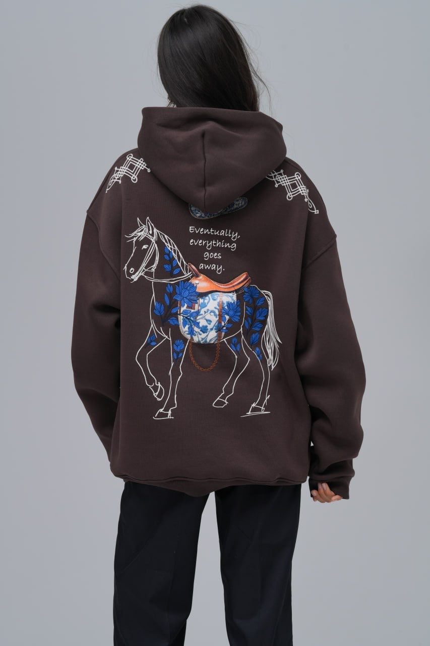 Design Story Fading Echoes